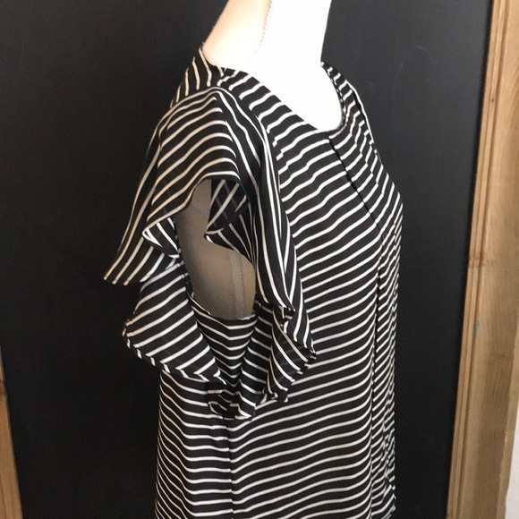 Elle Black and White Striped Blouse - Picture 3 of 4